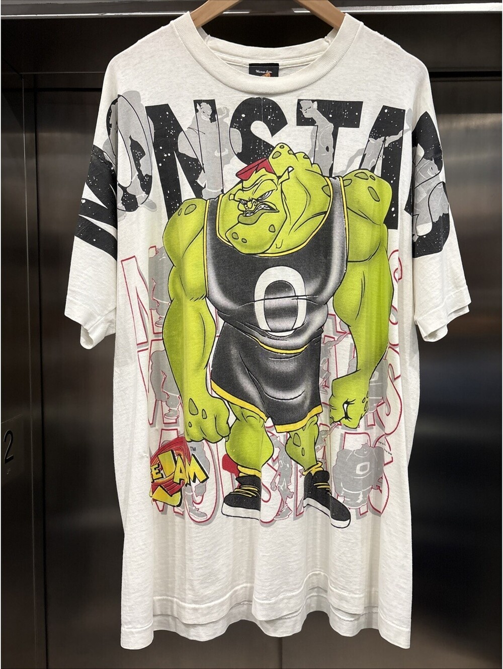 Vintage 1996 Looney Tunes Space Jam “Bang” AOP Promo Shirt